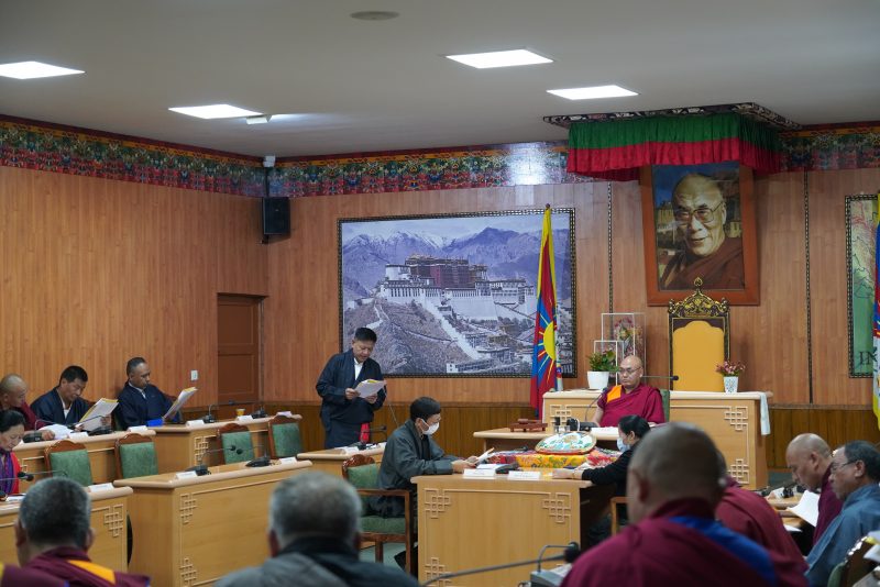 西藏议会审议内阁各部门报告的同时关注民生
