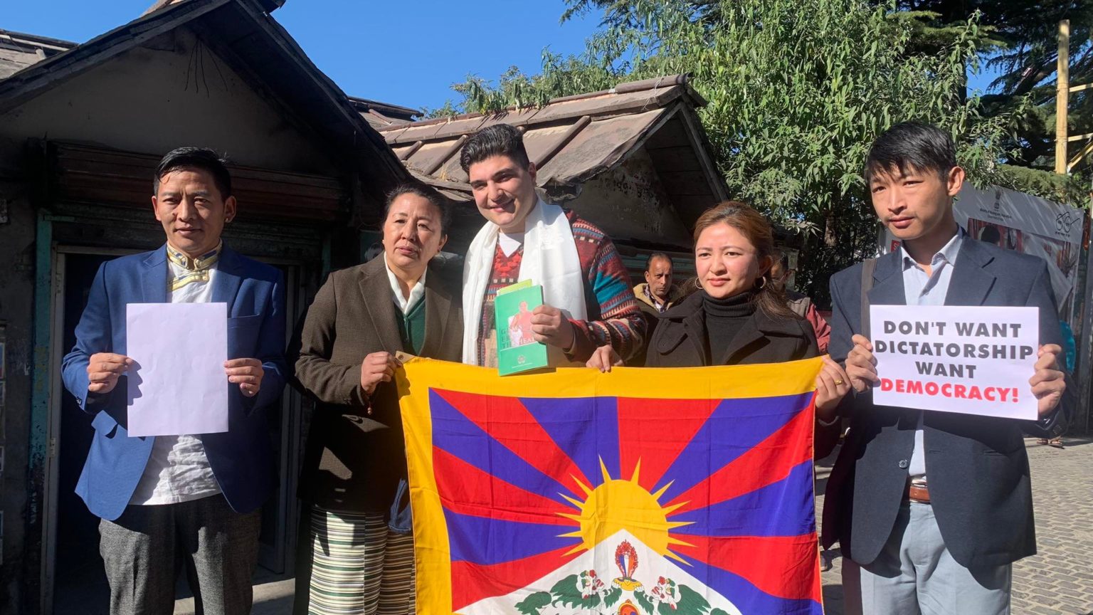 习近平独裁暴政观察：印度达兰萨拉四大藏人团体再度集会声援中国“白纸革命