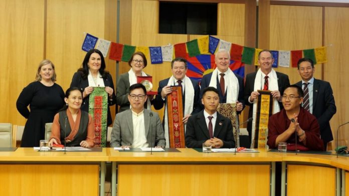 Australian-Parliamentary-Support-group-1024x576