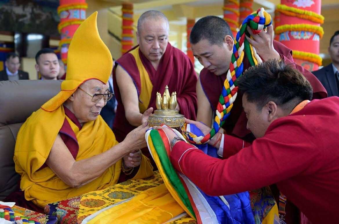印度阿鲁纳恰尔邦门巴青年学生联合会为达赖喇嘛举办长寿法会- VOT